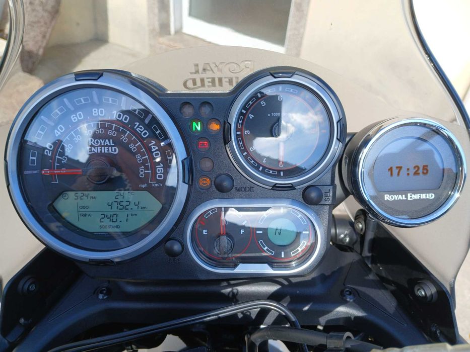 Royal Enfield Himalayan 411 - Semi Nova!