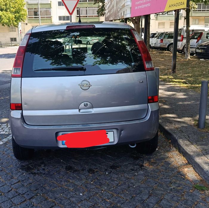 Vendo carro Meriva Opel 2004