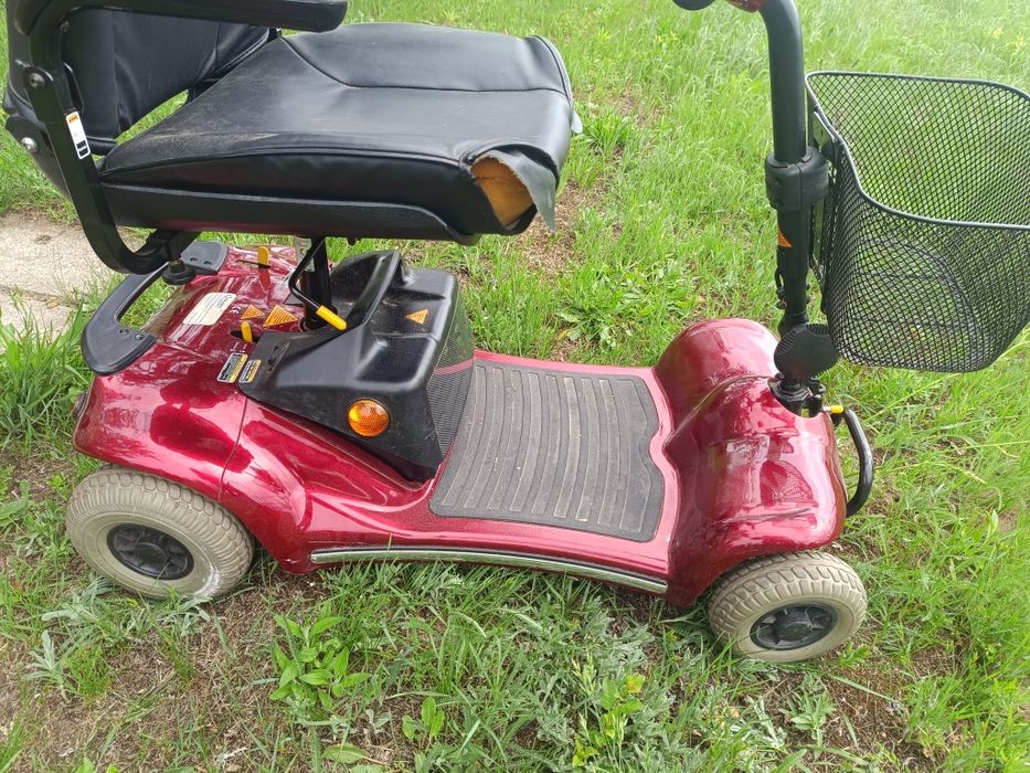 Wózek inwalidzki elektryczny