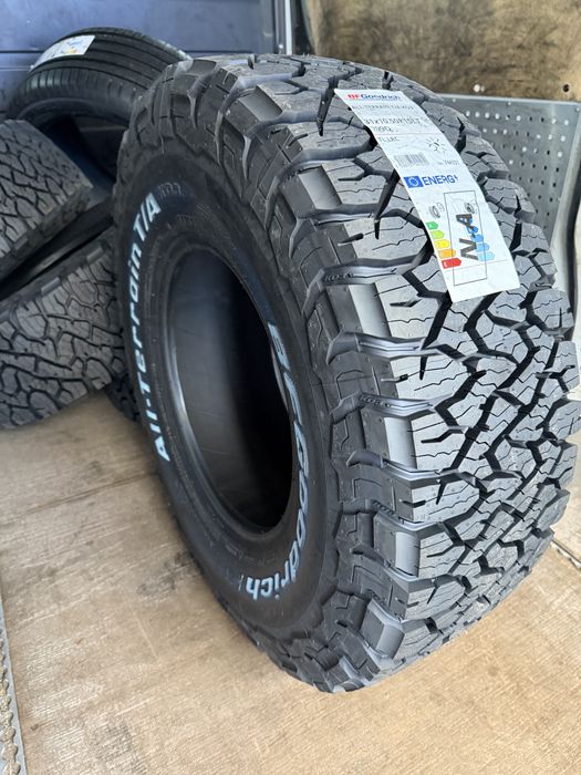 31x10.50R15 BFGoodrich All Terrain T/A KO3 4X4
