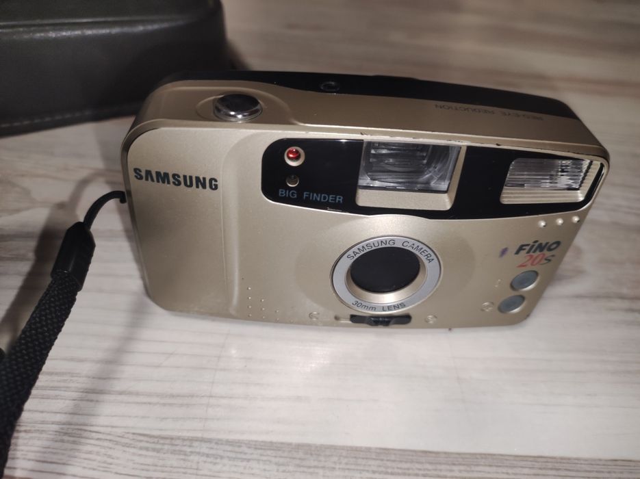 Фотоаппарат плёночный Samsung ,Skina