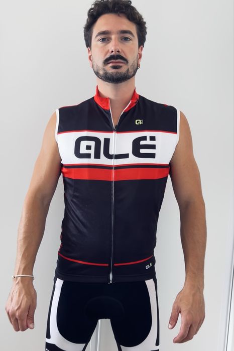 Camisola de Ciclismo Alé Sem Mangas Homem Preta e Vermelha