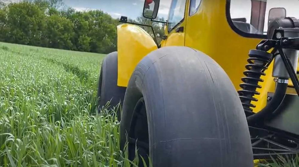 Розкидач мінеральних добрив самохідний РМД Капелька-У (РОСА, Водолей)