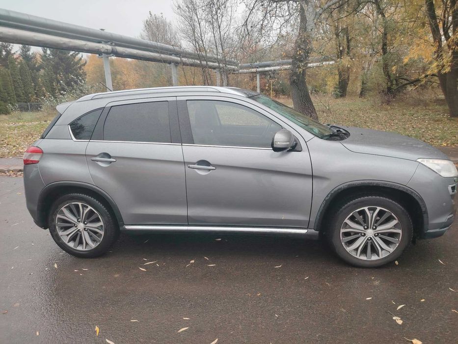 Peugeot 4008