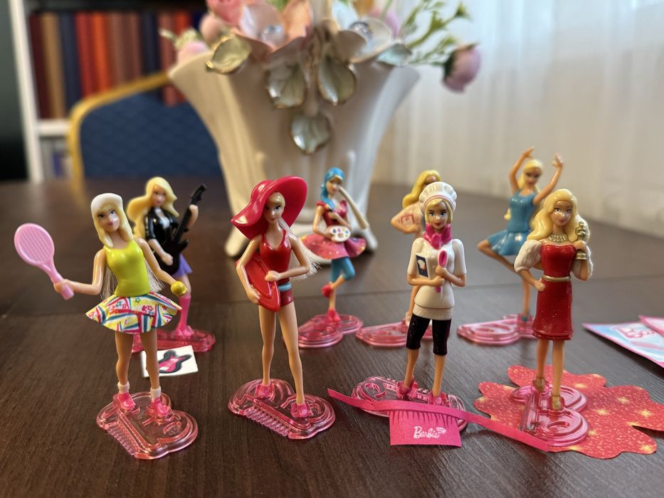 Kinder коллекції Marvel, Barbie 2013, принцеси 2022