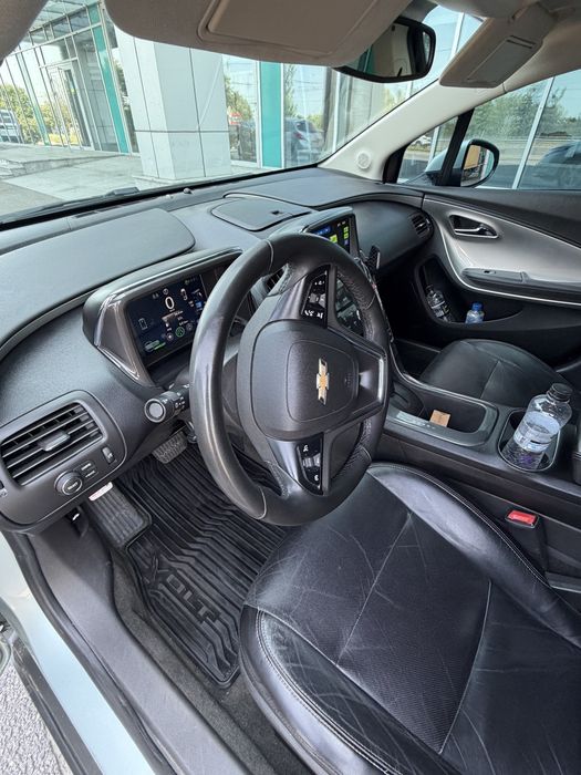 Chevrolet Volt 2011 VIN 1G1RB6E4XCU102525 фото оголошення 4 з 7