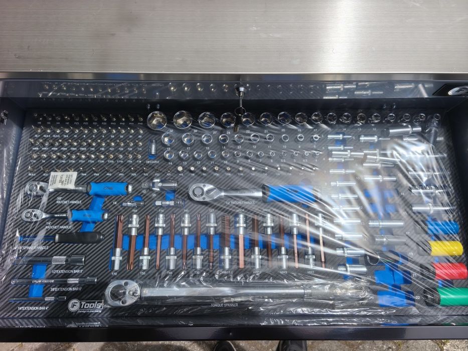 Carrinho de Ferramentas 12 Gavetas 10 completas XXL bancada metal