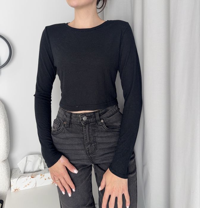 Crop top czarny długi rękaw