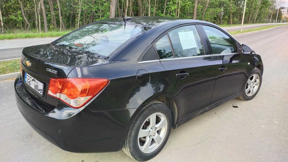 Samochód Chevrolet Cruze LT+ 1.6 16V 124 KM