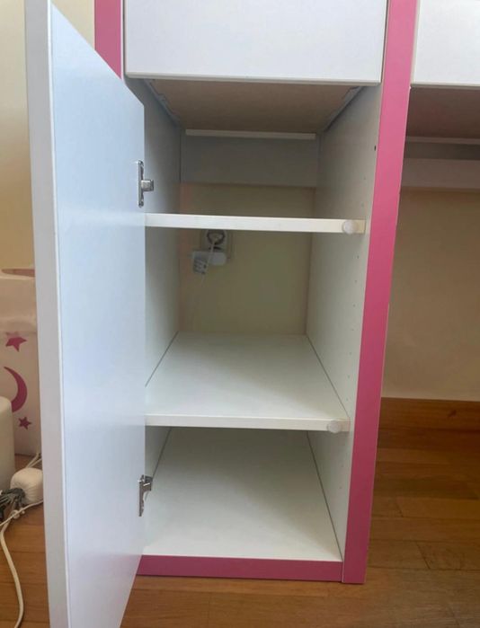 Secretária IKEA MICKE Branca e Rosa – Excelente Estado com Gavetas e Armário