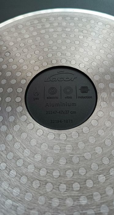 Talerz, płyta do grillowania na kuchenkę Lacor.