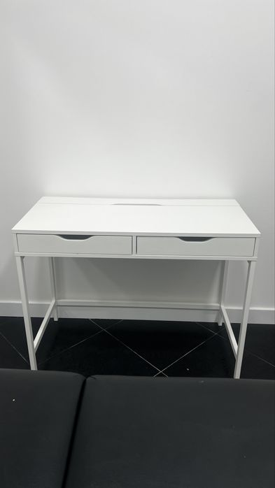 Secretaria do Ikea ALEX