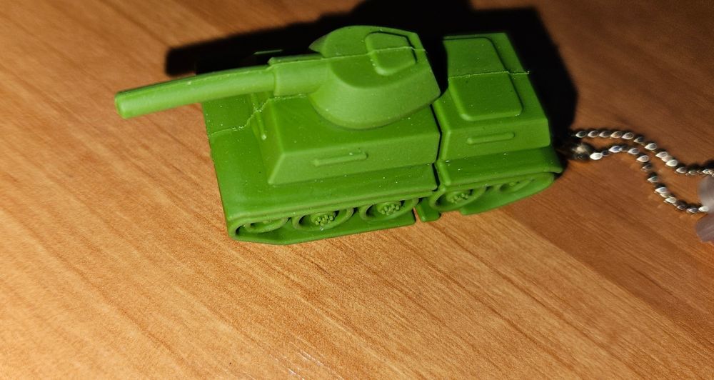 Pendrive czołg 32GB