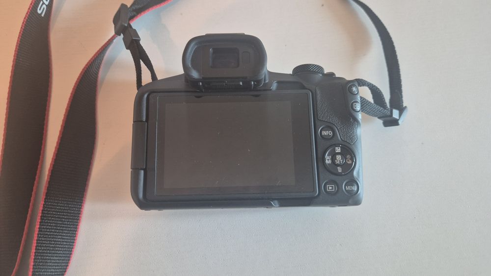 Canon EOS R50 - Apenas corpo