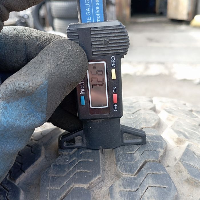 Колеса в зборі sprinter Lt 96-06 диски 5/130/15 шини 225/70/15 Contine