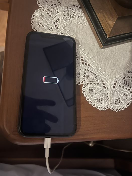 Vendo iphone 11 em otimo estado