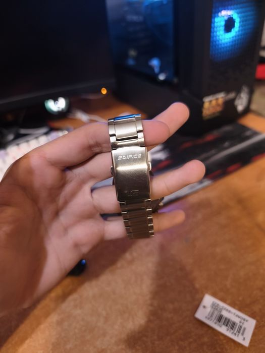 годиник casio526D