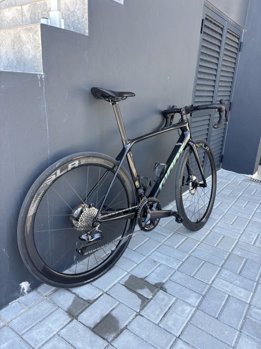 Giant TCR Carbono M — Ultegra Di2 12v + Rodas Carbono Giant SLR 1