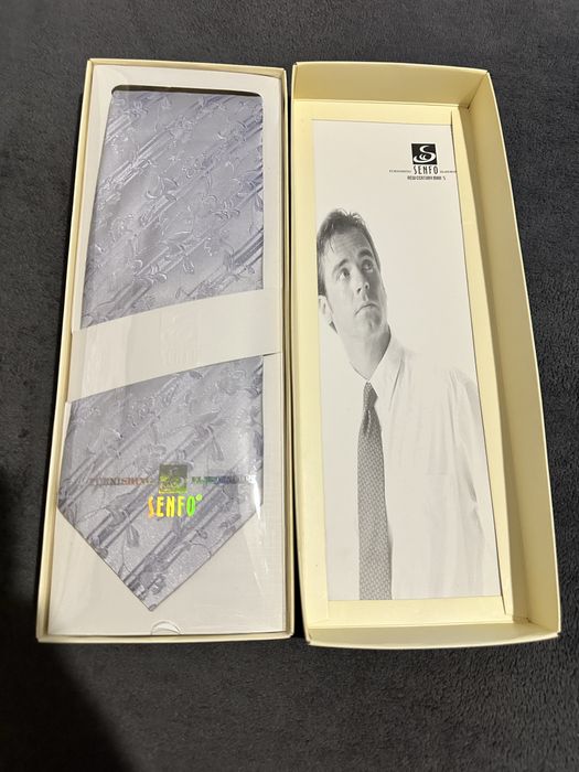 Галстук оригинальный в подарочной упаковке