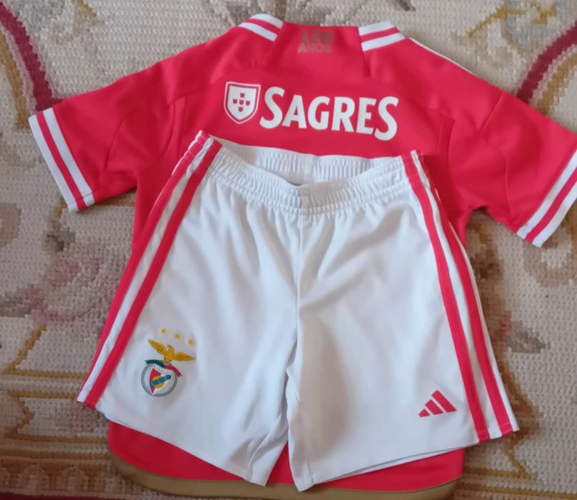 Camisola e calções Benfica oficial