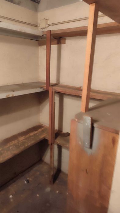 Lugar de garagem e ou arrumos em Alfena