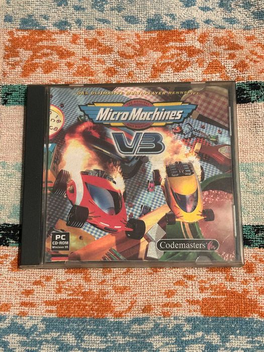 MicroMachines V3 = płyta bonusowa z muzyką + pudełko