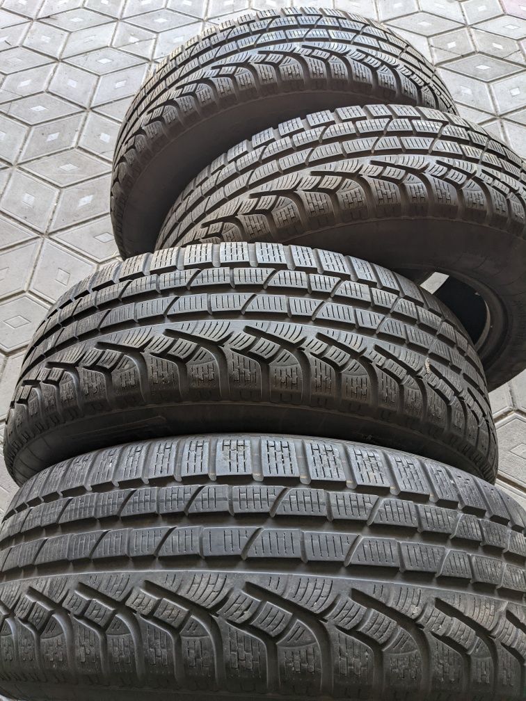 225/60R17 Pirelli зима Runflat: 1 250 грн. - Автошини Рівне на Olx