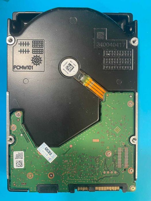 SAS Hdd 16TB Гелій WD Ultrastar DC HC550 WUH721816AL5204 SAS 12Gb/s Б/у серверний