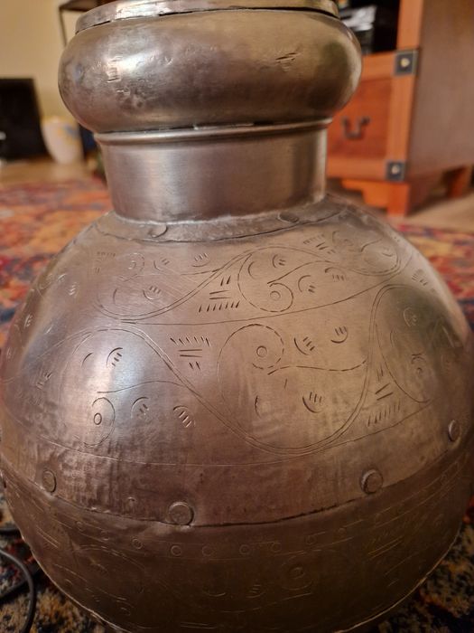 Stojąca lampa indyjska, kolonialna