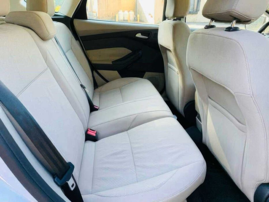 Ford Focus Electric      2016