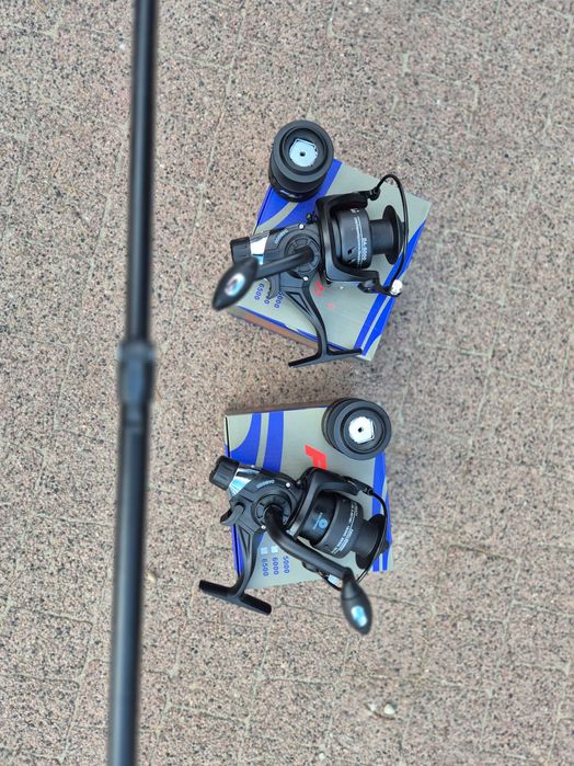 Nowy zestaw karpiowy: 2 wędki karpiowe 3.5Lbs + 2 kołowrotki 5000. Solidny sprzęt na każdą zasiadkę.