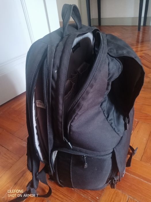 Lowepro BP150 câmera e laptop
