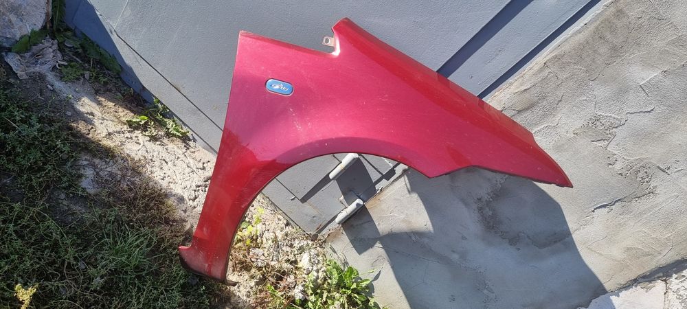 крило ford focus c max 2004