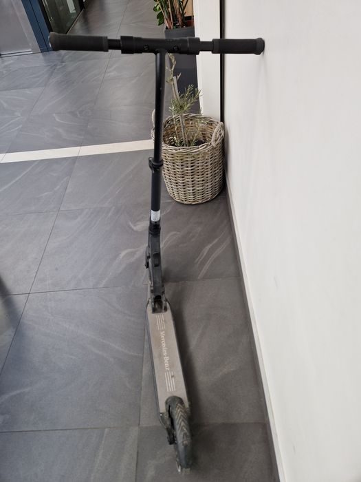 Oryginalna Hulajnoga/skuter Mercedes