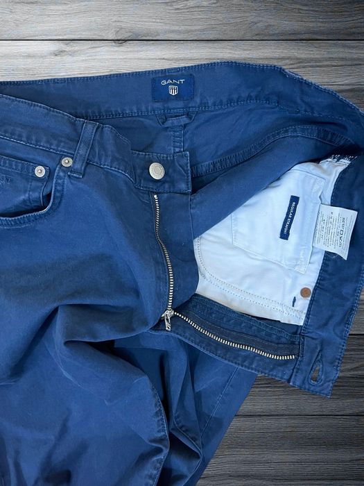 GANT roz. W33 L34 męskie granatowe spodnie chinosy