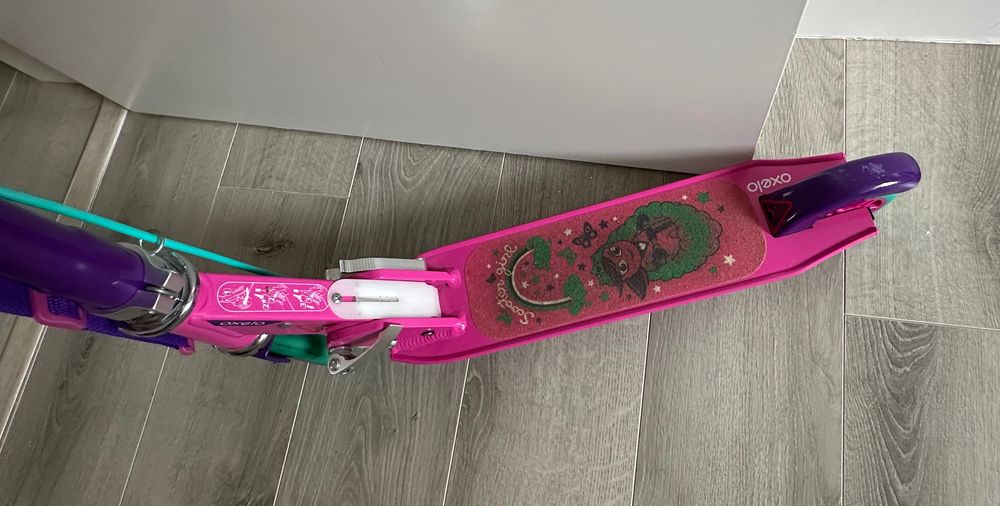 Trotinete de criança marca Oxelo