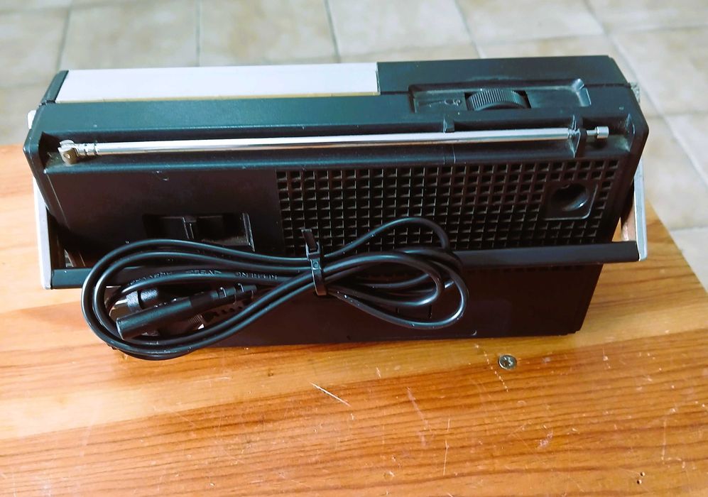 Rádio Grundig Hit Boy 310