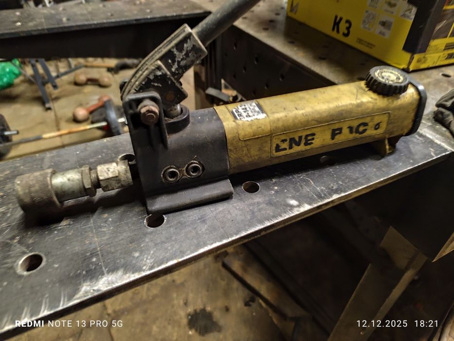 Pompka hydrauliczna enerpac p-142