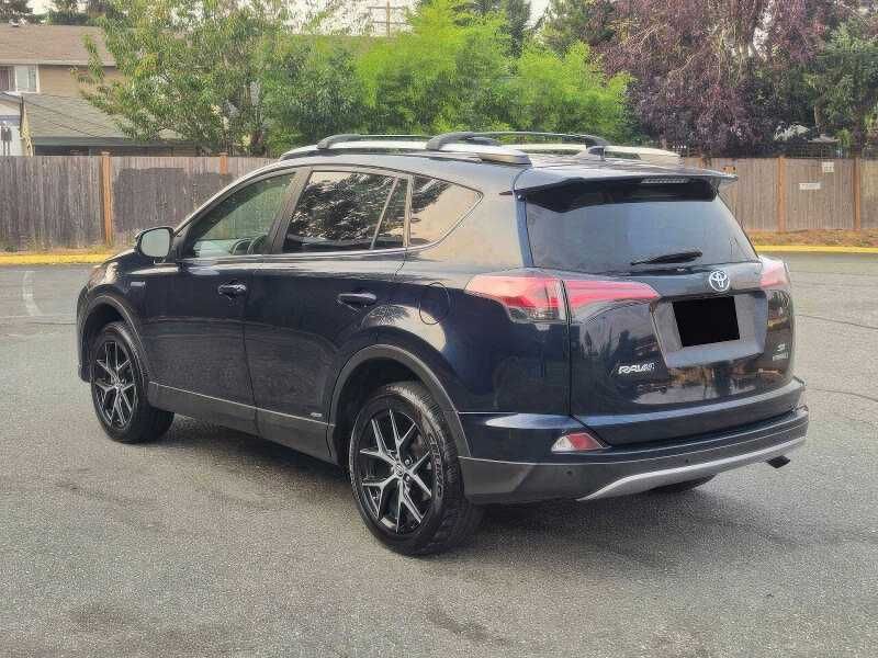 2018 Toyota RAV4 Hybrid SE
