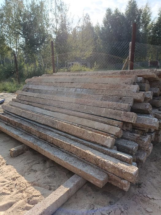 Бетонні стовчпики