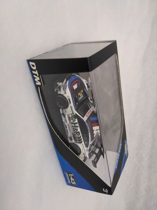 Kolekcjonerski model BMW M4 DTM 1/43 M