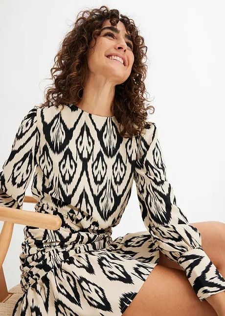 B.P.C sukienka mini z marszczeniem we wzory r.46