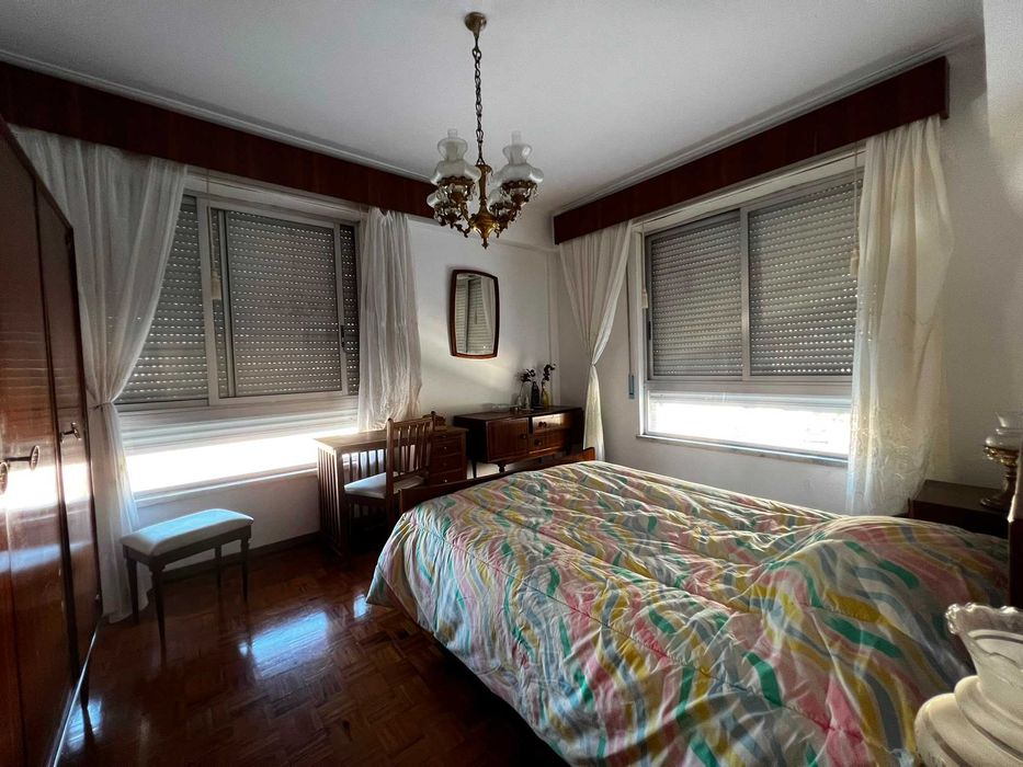 Apartamento T3 na Portela com Garagem