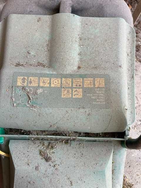 maquina de cortar relva
