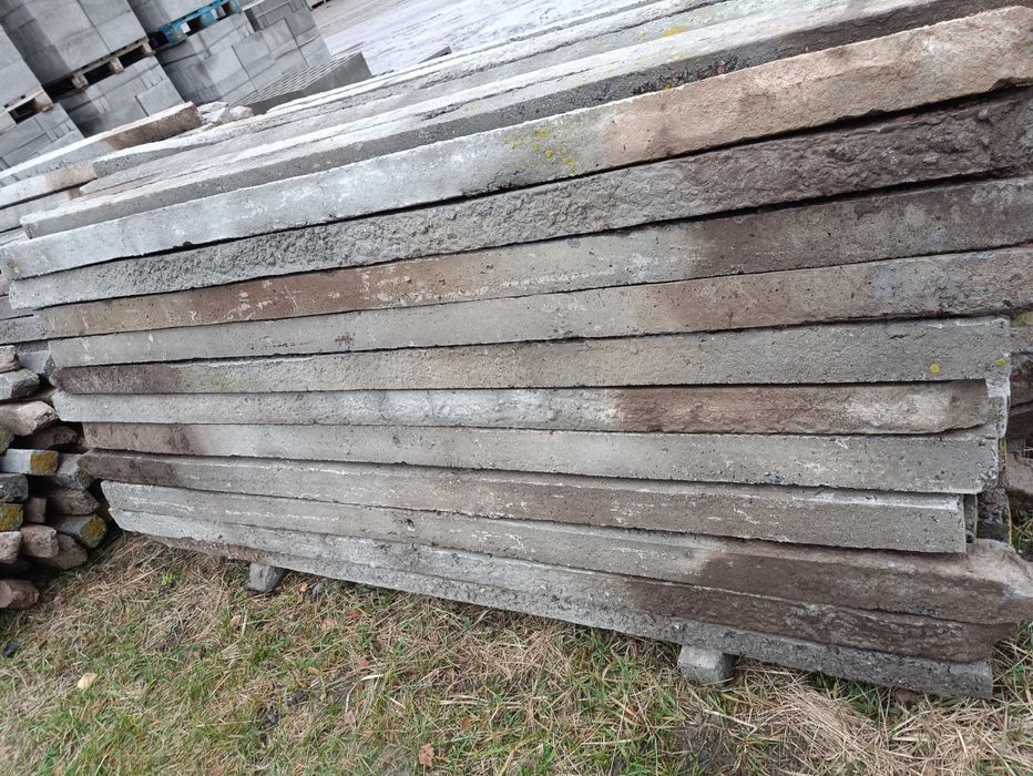 Бетонні стовчпики