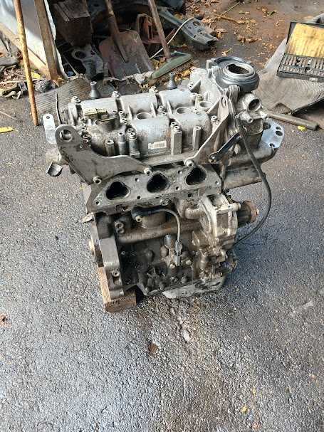 Двигун Шкода Фабія 1.2., 12V, по деталях, оригінал AZQ