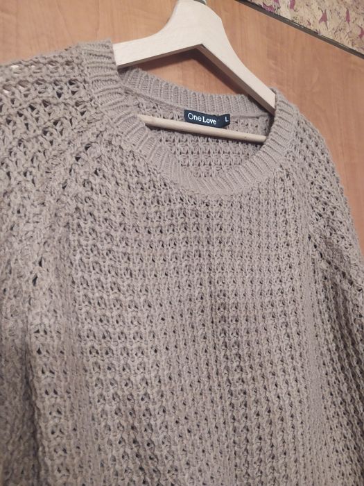 Sweter rozmiar L