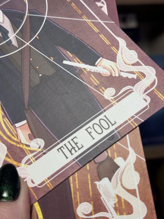 Six of crows / szóstka wron tarot cards fairyloot 1st deck