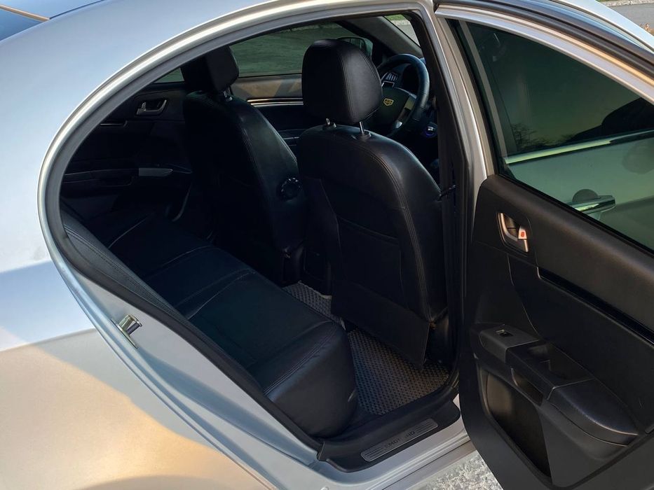 Geely Emgrand 7 в хорошем состоянии