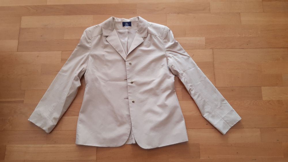 Cream-colored Lanidor Blazer Jacket